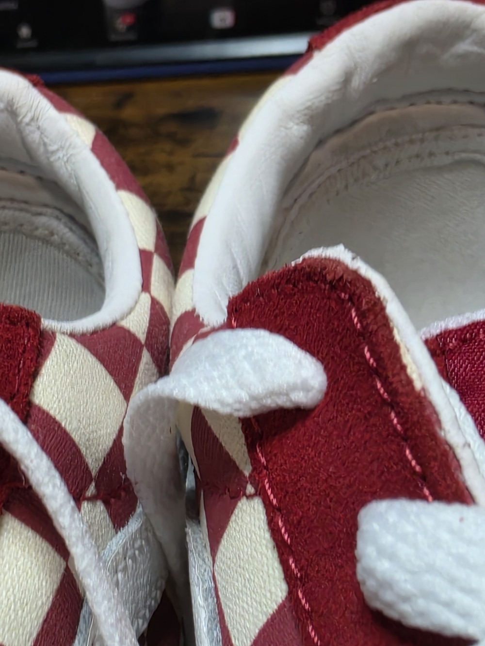 Vans Old School Red and White Checkerboard Sneakers Women's 7.5 - Picture 9 of 11